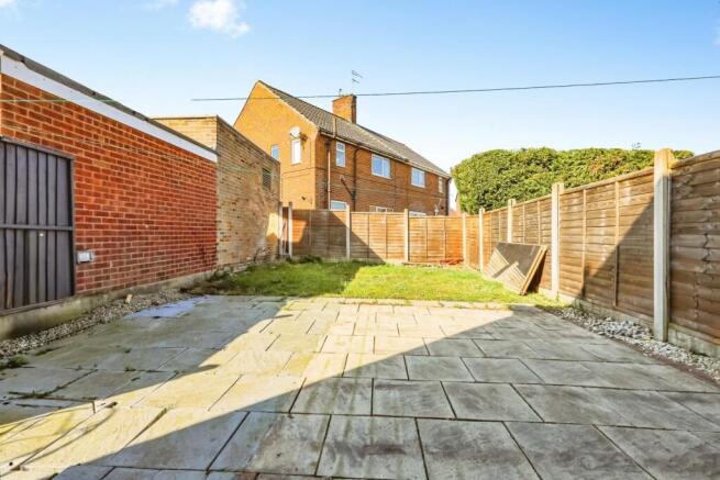 3 bed Semi-Detached for sale Image 11