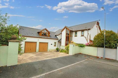 Mount Cawit, 24 Ocean Way, Pennar Point