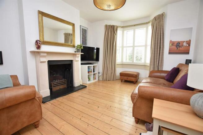 Living Room.JPG