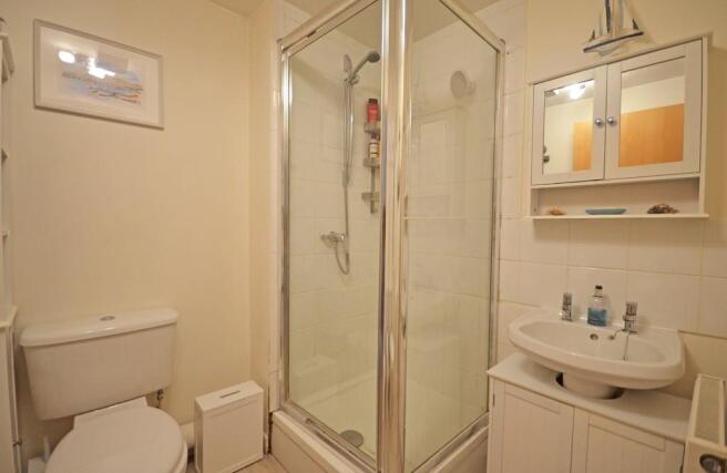 En-suite Shower R...