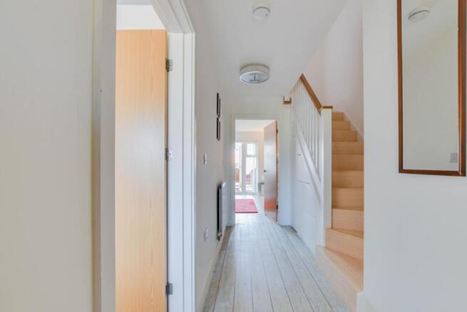 Hall1_1