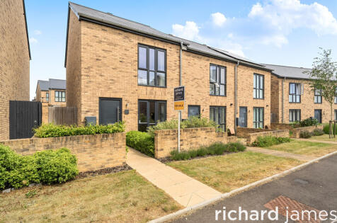 Trevelyan Road, Marlborough Park, Swindon, SN3
