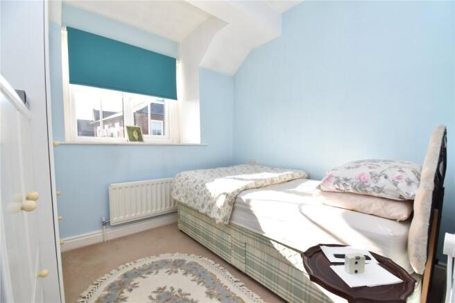 2 bed Retirement Property for sale Image 9