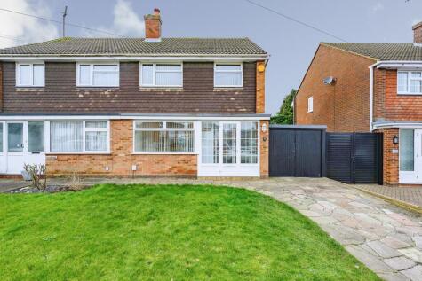 Torquay Drive, Luton, LU4