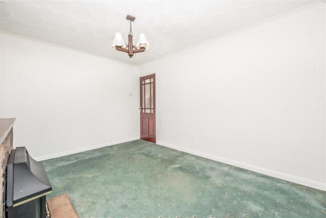 3 bed Semi-Detached for sale Image 7