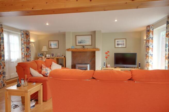 4 bed Barn Conversion for sale Image 8