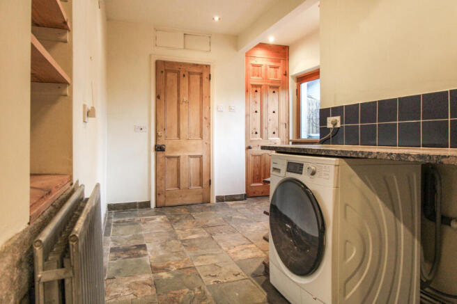 3 bed Terraced for sale Image 6