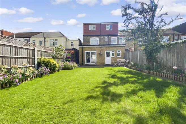 Garden/Rear