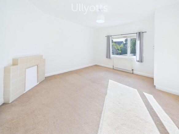 3 bed Semi-Detached for sale Image 11
