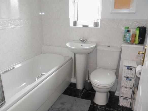 Photo 5