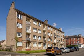 Flat Ground/1, 20, East King Street, Helensburgh G84 7QL