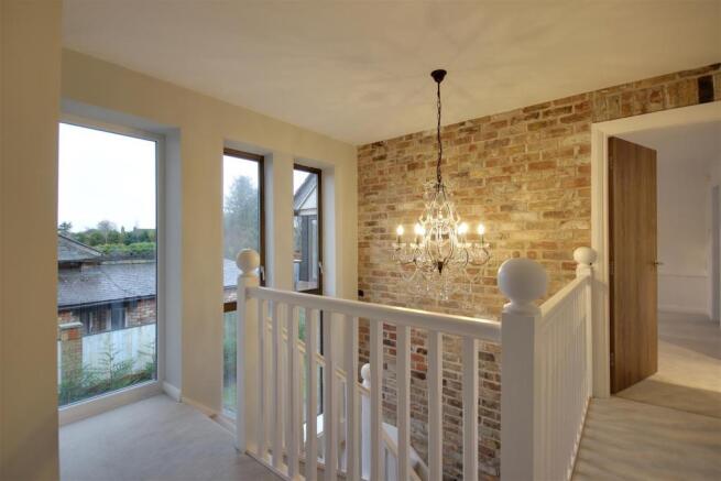 GALLERIED LANDING