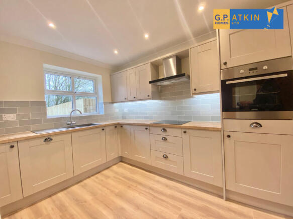 3 bed Semi-Detached for sale Image 5