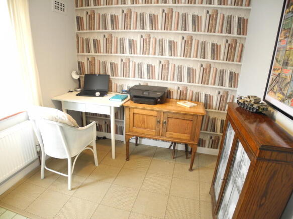 Photo 12