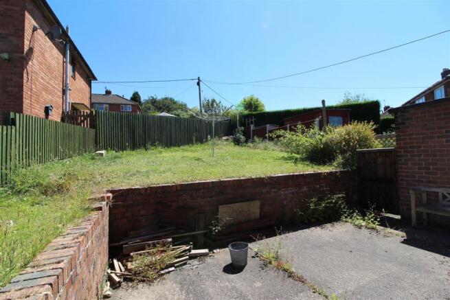 Rear patio.JPG