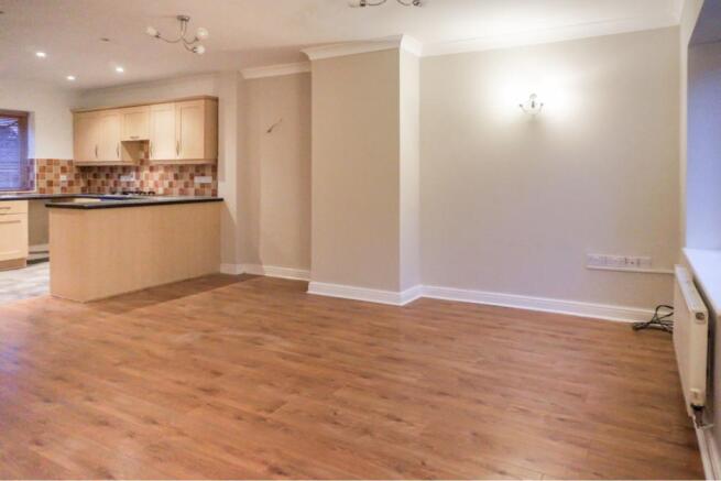Lounge / Kitchen