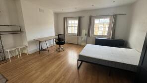 Second Floor Flat, 239, New North Road, London N1 7AT