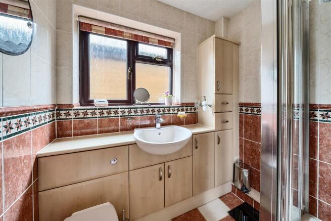 Family shower room