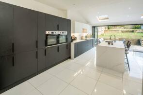 35, Iris Crescent, Bexleyheath DA7 5QB