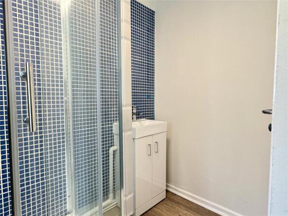 2 bed Detached Bungalow for sale Image 7