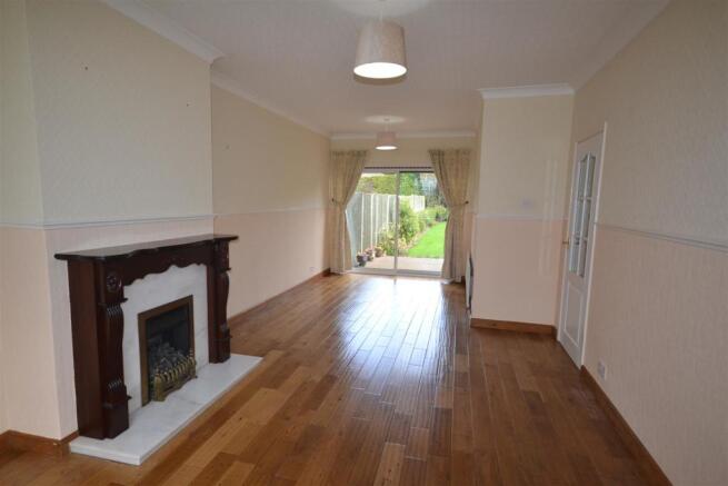 Lounge dining room