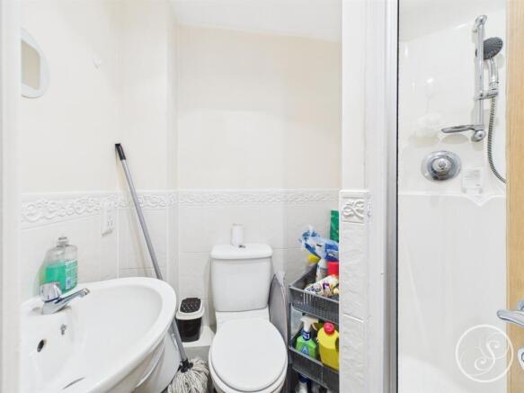 2 bed Flat to rent Image 7