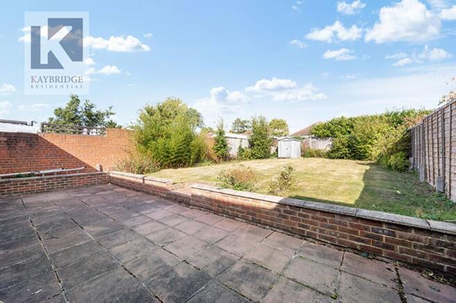 Firswood Avenue, Epsom, KT19 photo 4