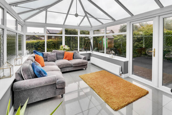 4 bed Detached for sale Image 10