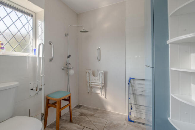 2 bed Semi-Detached for sale Image 11