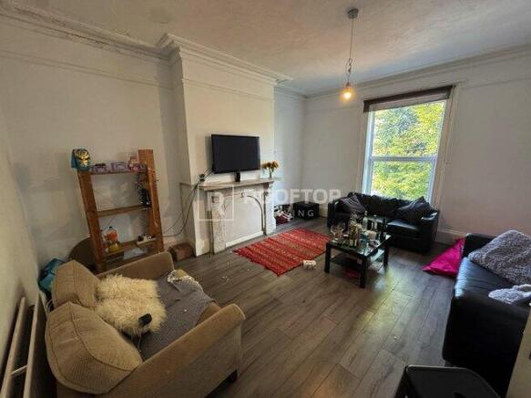 hyde-park-terrace-ls6-1bj-1060197