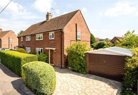 46, Babs Field, Bentley, Farnham GU10 5LS