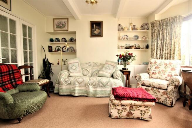 Dining Room/Sitti...