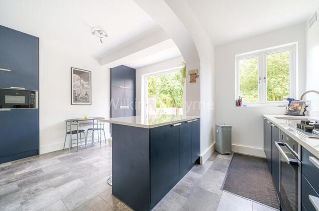 918b78e5-be28-4e1...