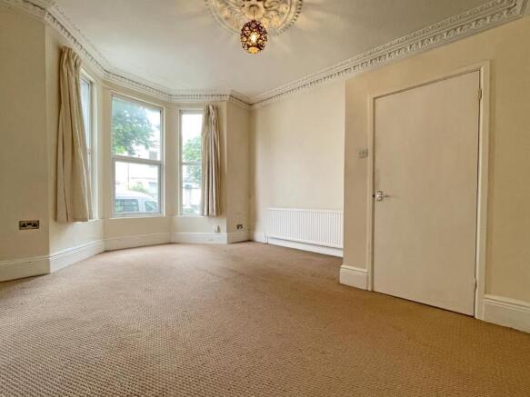 Greenbank Avenue 20 GFF - Living Room.jpg