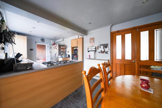 KITCHEN/DINER