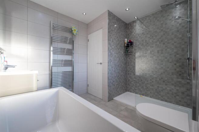 REFITTED EN SUITE BATHROOM
