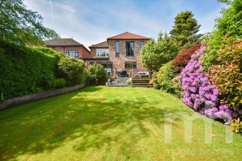 WOODFORD ROAD, Poynton, SK12 1DY