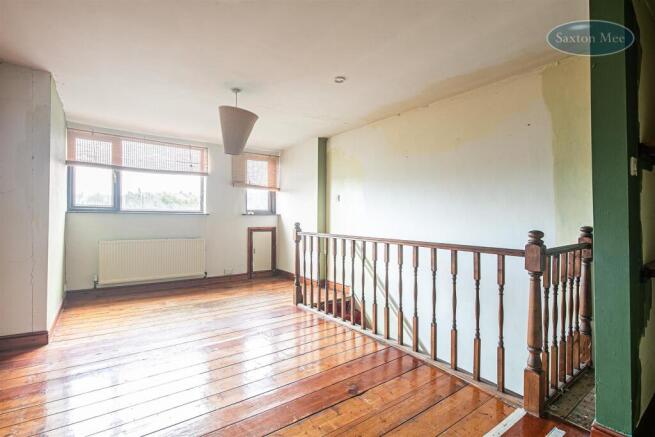 3 bed Terraced for sale Image 10