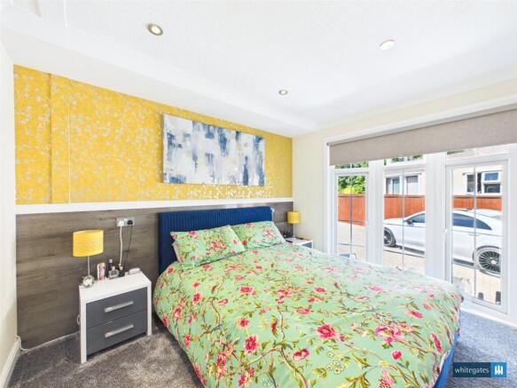 1 bed Park Home for sale Image 12