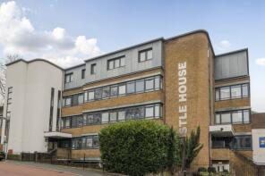 27, Castle House, Desborough Road, High Wycombe HP11 2FP