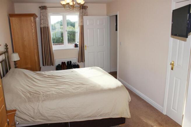 1bed1.JPG