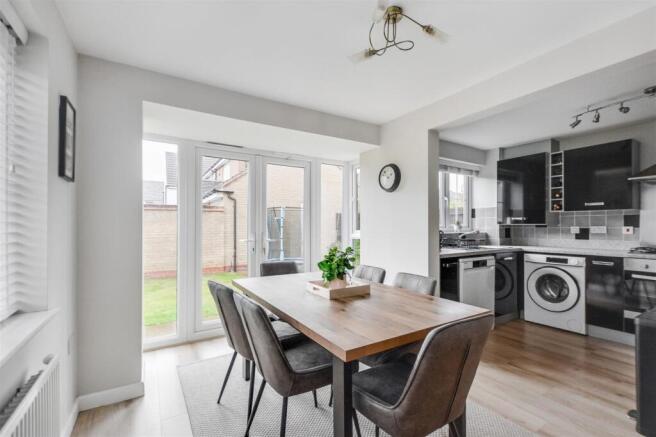 Kitchen Diner_1.jpeg