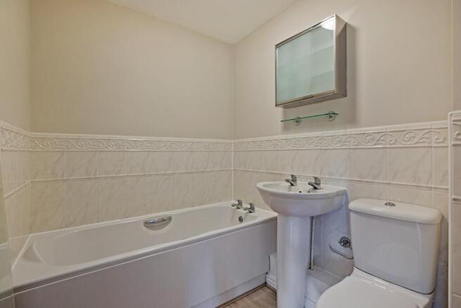 2 bed Apartment for sale Image 6