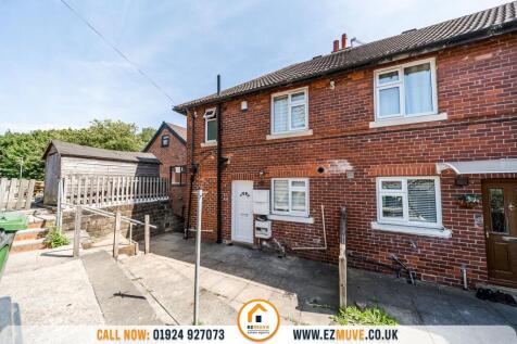 Manor Road, Dewsbury, WF13