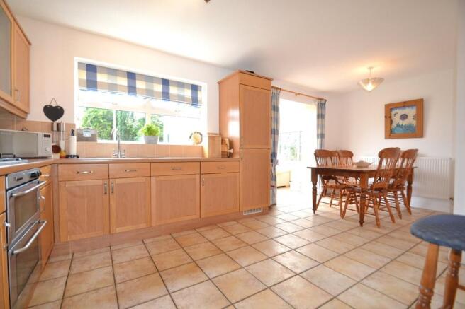 Kitchen/Breakfast Room