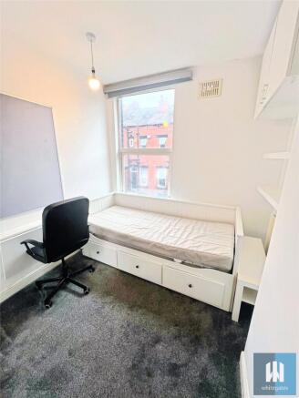 6 bed Terraced to rent Image 7