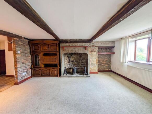 OPEN PLAN LIVING /DINING KITCHEN