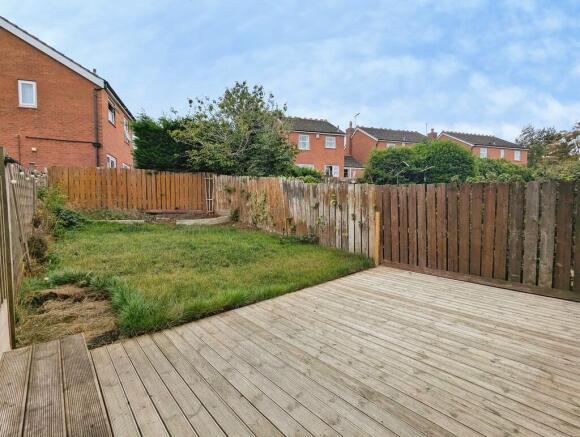 2 bed Semi-Detached for sale Image 11