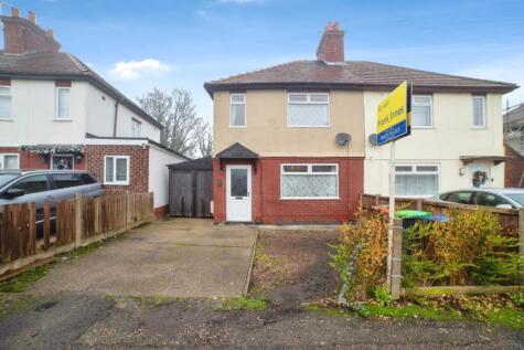 The Crescent, Sutton-in-Ashfield, Nottinghamshire, NG17