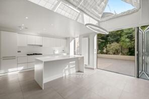 68, Warwick Gardens, London W14 8PP